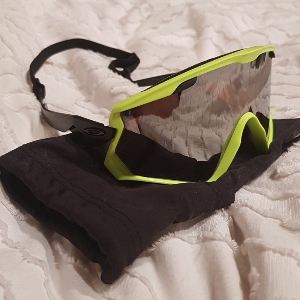 SALE!!! Oakley Windjacket 2.0 Sunglasses